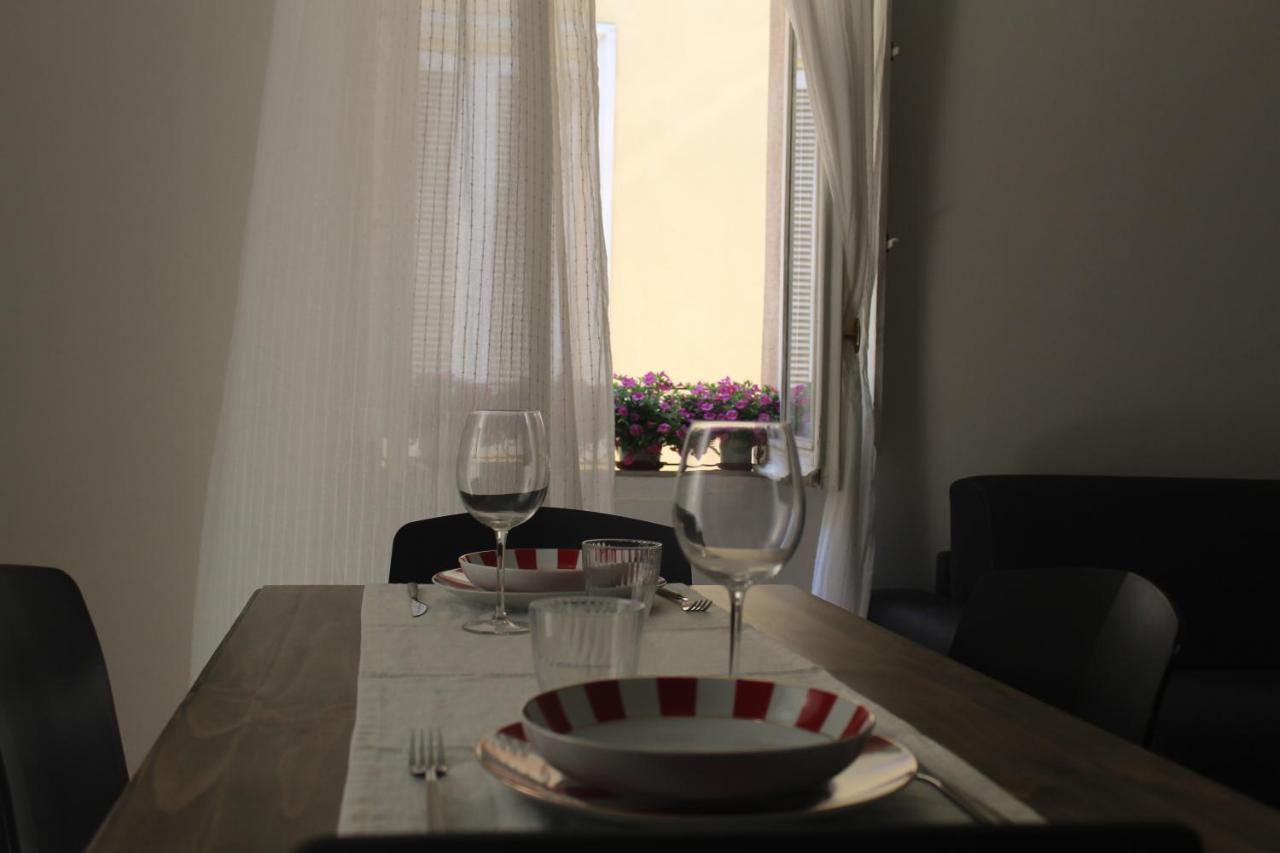 Suite Al Castello 萨萨里 外观 照片